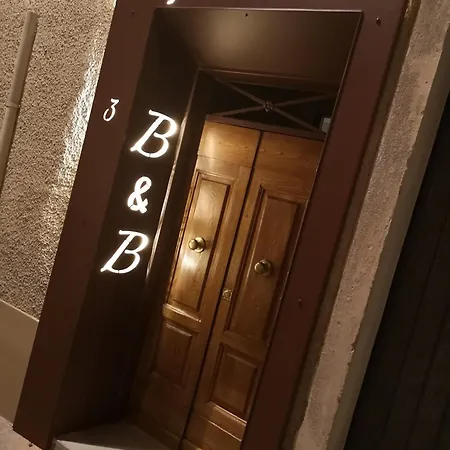Oda ve Kahvaltı L'ospitale Dei Brilli Piazza Tanucci Stia