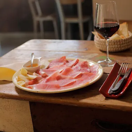 L'ospitale Dei Brilli Piazza Tanucci * Stia